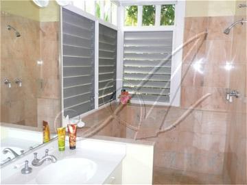Villa Madeleine, large marble walk in shower
